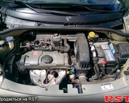 Бежевый Ситроен С3, объемом двигателя 1.4 л и пробегом 140 тыс. км за 2300 $, фото 2 на Automoto.ua