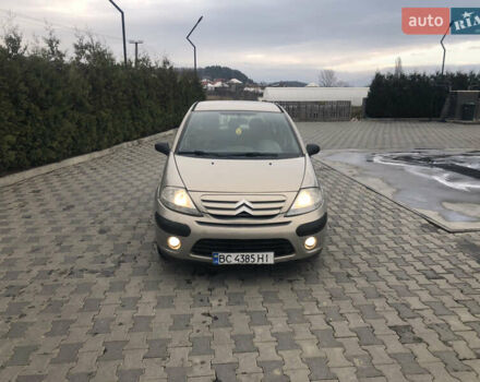Бежевий Сітроен С3, об'ємом двигуна 1.36 л та пробігом 200 тис. км за 2850 $, фото 1 на Automoto.ua