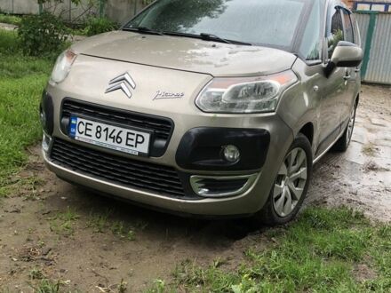 Ситроен С3 2011 в Черновцах на Automoto.ua Бежевый Ситроен С3, объемом двигателя 1.4 л и пробегом 114 тыс. км за 6000 $, фото 1 на Automoto.ua