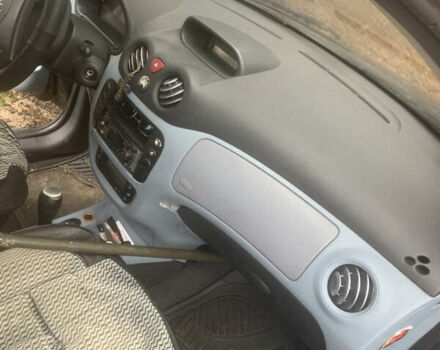 Чорний Сітроен С3, об'ємом двигуна 1.39 л та пробігом 320 тис. км за 2150 $, фото 1 на Automoto.ua