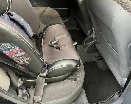 Черный Ситроен С3, объемом двигателя 1.4 л и пробегом 156 тыс. км за 4500 $, фото 24 на Automoto.ua