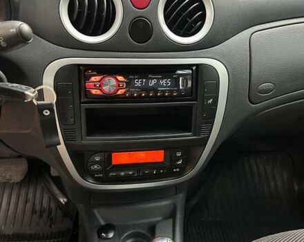 Черный Ситроен С3, объемом двигателя 1.4 л и пробегом 156 тыс. км за 4500 $, фото 13 на Automoto.ua