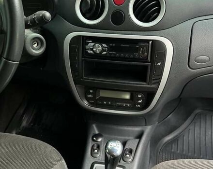 Черный Ситроен С3, объемом двигателя 1.4 л и пробегом 156 тыс. км за 4500 $, фото 14 на Automoto.ua