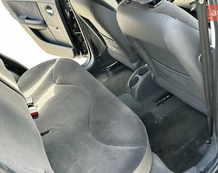 Черный Ситроен С3, объемом двигателя 1.6 л и пробегом 230 тыс. км за 3999 $, фото 16 на Automoto.ua