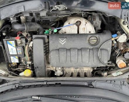 Черный Ситроен С3, объемом двигателя 1.4 л и пробегом 156 тыс. км за 4500 $, фото 10 на Automoto.ua