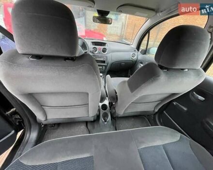 Черный Ситроен С3, объемом двигателя 1.36 л и пробегом 42 тыс. км за 5500 $, фото 3 на Automoto.ua