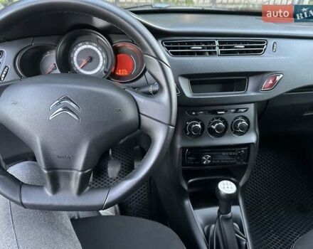 Чорний Сітроен С3, об'ємом двигуна 1.4 л та пробігом 155 тис. км за 5600 $, фото 5 на Automoto.ua