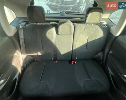 Черный Ситроен С3, объемом двигателя 1.4 л и пробегом 236 тыс. км за 5500 $, фото 30 на Automoto.ua