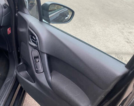 Черный Ситроен С3, объемом двигателя 1.4 л и пробегом 190 тыс. км за 5250 $, фото 17 на Automoto.ua