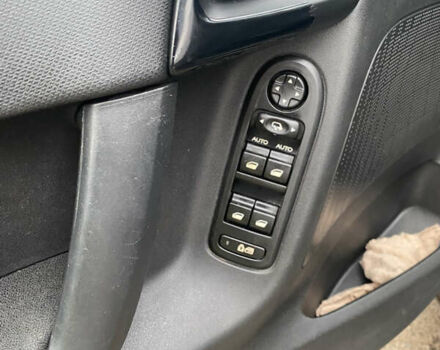 Черный Ситроен С3, объемом двигателя 1.4 л и пробегом 190 тыс. км за 5250 $, фото 27 на Automoto.ua