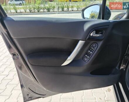 Черный Ситроен С3, объемом двигателя 1.56 л и пробегом 263 тыс. км за 5500 $, фото 6 на Automoto.ua