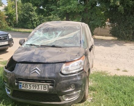 Черный Ситроен С3, объемом двигателя 1.6 л и пробегом 270 тыс. км за 2000 $, фото 5 на Automoto.ua