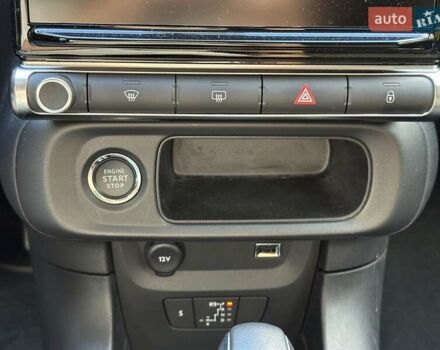 Чорний Сітроен С3, об'ємом двигуна 1.2 л та пробігом 8 тис. км за 17990 $, фото 32 на Automoto.ua