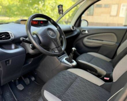 Черный Ситроен С3, объемом двигателя 1.6 л и пробегом 227 тыс. км за 7300 $, фото 9 на Automoto.ua