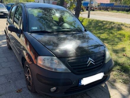 Черный Ситроен С3, объемом двигателя 1.4 л и пробегом 250 тыс. км за 1566 $, фото 1 на Automoto.ua