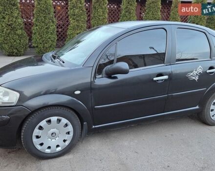 Черный Ситроен С3, объемом двигателя 1.4 л и пробегом 298 тыс. км за 3800 $, фото 1 на Automoto.ua