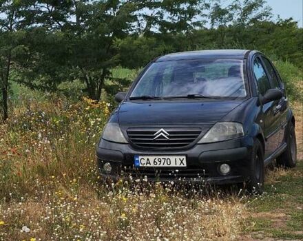 Чорний Сітроен С3, об'ємом двигуна 1.4 л та пробігом 379 тис. км за 4000 $, фото 1 на Automoto.ua