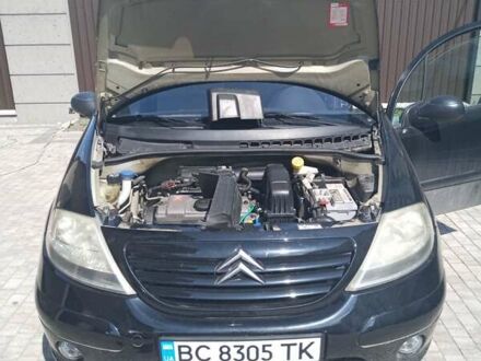 Чорний Сітроен С3, об'ємом двигуна 1.36 л та пробігом 155 тис. км за 4500 $, фото 1 на Automoto.ua