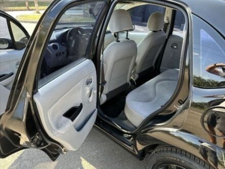 Черный Ситроен С3, объемом двигателя 1.4 л и пробегом 180 тыс. км за 4500 $, фото 1 на Automoto.ua