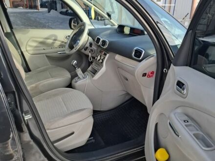 Черный Ситроен С3, объемом двигателя 1.6 л и пробегом 202 тыс. км за 4400 $, фото 1 на Automoto.ua