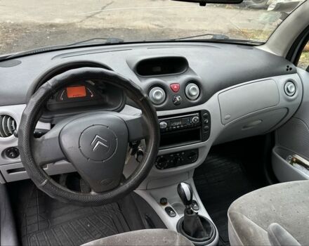 Фиолетовый Ситроен С3, объемом двигателя 1.4 л и пробегом 250 тыс. км за 3200 $, фото 12 на Automoto.ua
