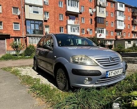 Фиолетовый Ситроен С3, объемом двигателя 1.36 л и пробегом 300 тыс. км за 2700 $, фото 1 на Automoto.ua