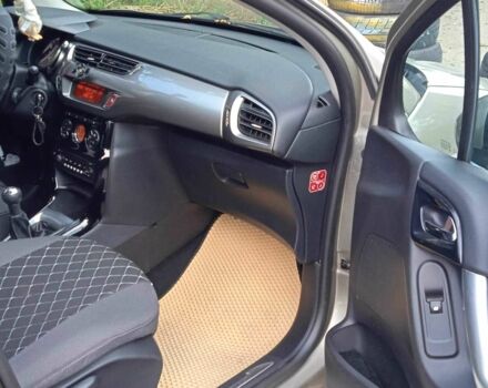 Коричневый Ситроен С3, объемом двигателя 1.4 л и пробегом 300 тыс. км за 5800 $, фото 16 на Automoto.ua