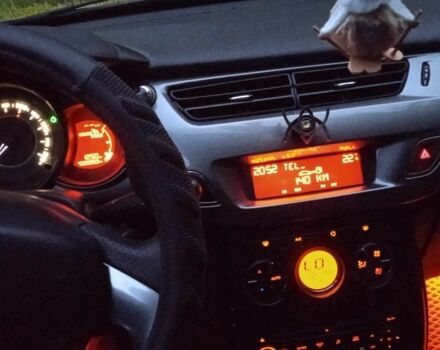 Коричневый Ситроен С3, объемом двигателя 1.4 л и пробегом 300 тыс. км за 5800 $, фото 9 на Automoto.ua