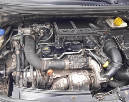 Коричневый Ситроен С3, объемом двигателя 1.4 л и пробегом 300 тыс. км за 5800 $, фото 14 на Automoto.ua