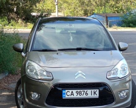 Коричневый Ситроен С3, объемом двигателя 1.4 л и пробегом 300 тыс. км за 5800 $, фото 4 на Automoto.ua