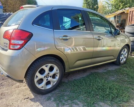 Коричневый Ситроен С3, объемом двигателя 1.4 л и пробегом 300 тыс. км за 5800 $, фото 6 на Automoto.ua