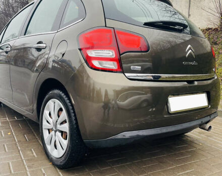 Коричневий Сітроен С3, об'ємом двигуна 1.4 л та пробігом 211 тис. км за 6500 $, фото 4 на Automoto.ua