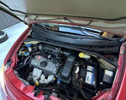 Червоний Сітроен С3, об'ємом двигуна 1.4 л та пробігом 149 тис. км за 4000 $, фото 2 на Automoto.ua