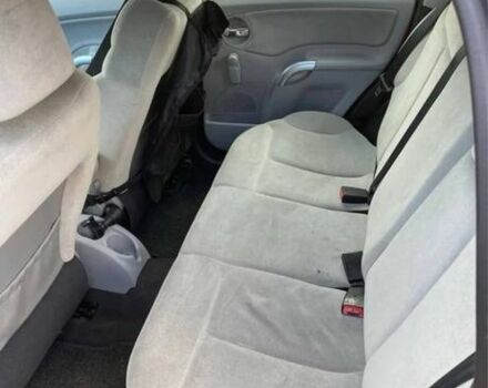 Красный Ситроен С3, объемом двигателя 1.6 л и пробегом 200 тыс. км за 4300 $, фото 5 на Automoto.ua