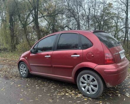 Красный Ситроен С3, объемом двигателя 1.4 л и пробегом 188 тыс. км за 3650 $, фото 2 на Automoto.ua