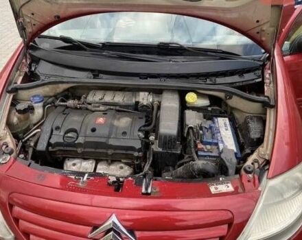Красный Ситроен С3, объемом двигателя 1.6 л и пробегом 200 тыс. км за 4300 $, фото 12 на Automoto.ua