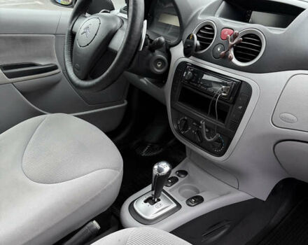 Красный Ситроен С3, объемом двигателя 1.36 л и пробегом 136 тыс. км за 4700 $, фото 19 на Automoto.ua