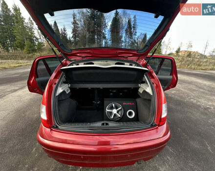 Червоний Сітроен С3, об'ємом двигуна 1.36 л та пробігом 137 тис. км за 4800 $, фото 10 на Automoto.ua