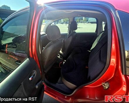 Ситроен С3 2008 в Киеве на Automoto.ua Красный Ситроен С3, объемом двигателя 1.4 л и пробегом 125 тыс. км за 3300 $, фото 2 на Automoto.ua