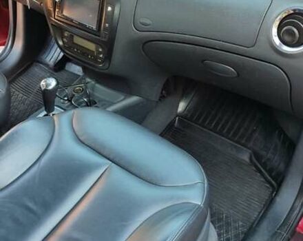 Красный Ситроен С3, объемом двигателя 1.4 л и пробегом 194 тыс. км за 5300 $, фото 4 на Automoto.ua