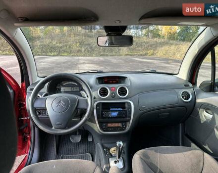 Червоний Сітроен С3, об'ємом двигуна 1.36 л та пробігом 137 тис. км за 4800 $, фото 18 на Automoto.ua