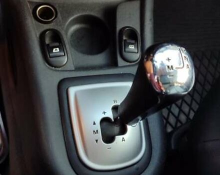 Красный Ситроен С3, объемом двигателя 1.4 л и пробегом 194 тыс. км за 5300 $, фото 10 на Automoto.ua