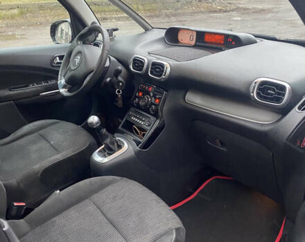 Ситроен С3 2010 в Львове на Automoto.ua Красный Ситроен С3, объемом двигателя 1.6 л и пробегом 227 тыс. км за 4500 $, фото 32 на Automoto.ua