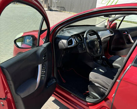 Красный Ситроен С3, объемом двигателя 1.4 л и пробегом 255 тыс. км за 5000 $, фото 13 на Automoto.ua