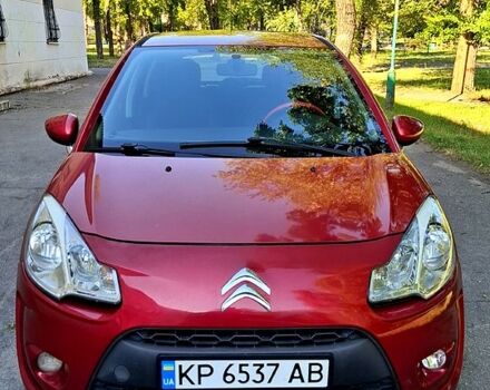 Красный Ситроен С3, объемом двигателя 1.4 л и пробегом 115 тыс. км за 5200 $, фото 2 на Automoto.ua