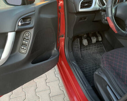 Красный Ситроен С3, объемом двигателя 1.4 л и пробегом 220 тыс. км за 6700 $, фото 20 на Automoto.ua