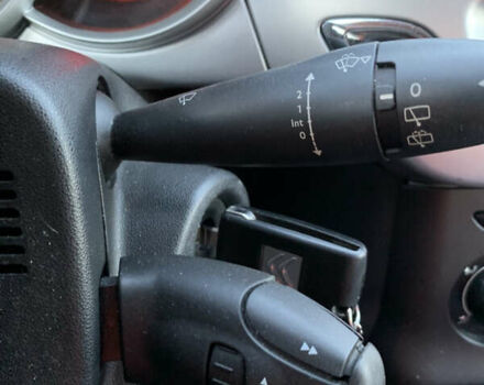 Красный Ситроен С3, объемом двигателя 1.4 л и пробегом 220 тыс. км за 6700 $, фото 9 на Automoto.ua