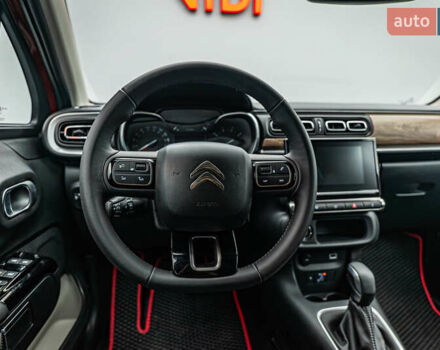 Красный Ситроен С3, объемом двигателя 1.2 л и пробегом 1 тыс. км за 21423 $, фото 12 на Automoto.ua