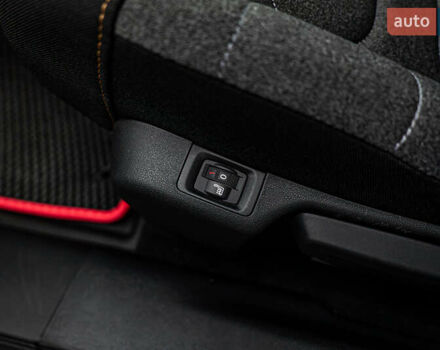 Красный Ситроен С3, объемом двигателя 1.2 л и пробегом 1 тыс. км за 21423 $, фото 16 на Automoto.ua