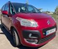Красный Ситроен С3, объемом двигателя 1.4 л и пробегом 280 тыс. км за 5250 $, фото 1 на Automoto.ua